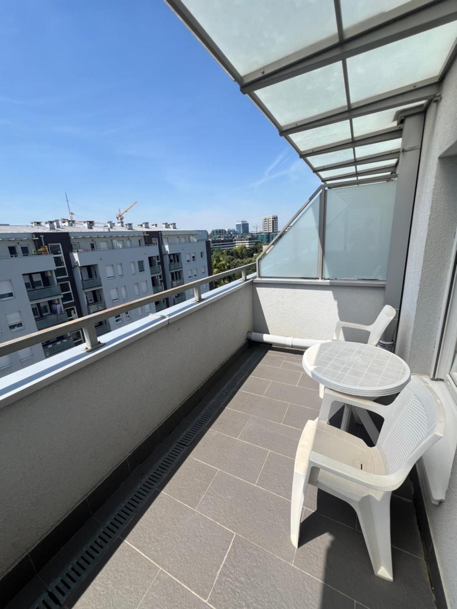 Hedonia Lägenhet Belgrad Exteriör bild